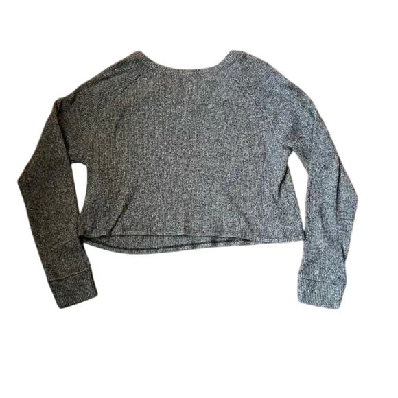 Gilly Hicks Hollister Grey Ribbed Crop Light Sweater Size Medium Super Soft - Picture 2 of 4